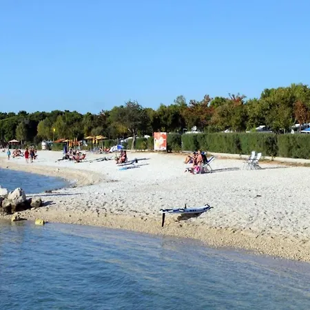 In Valbandon Near & Pool アパート Fažana